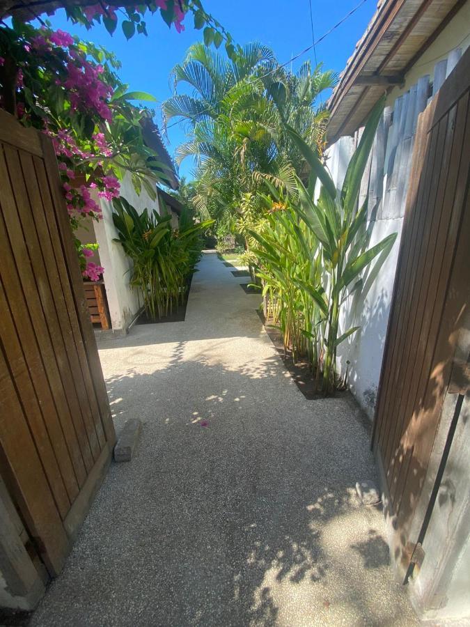 Indigo Bungalows Gili Trawangan Esterno foto