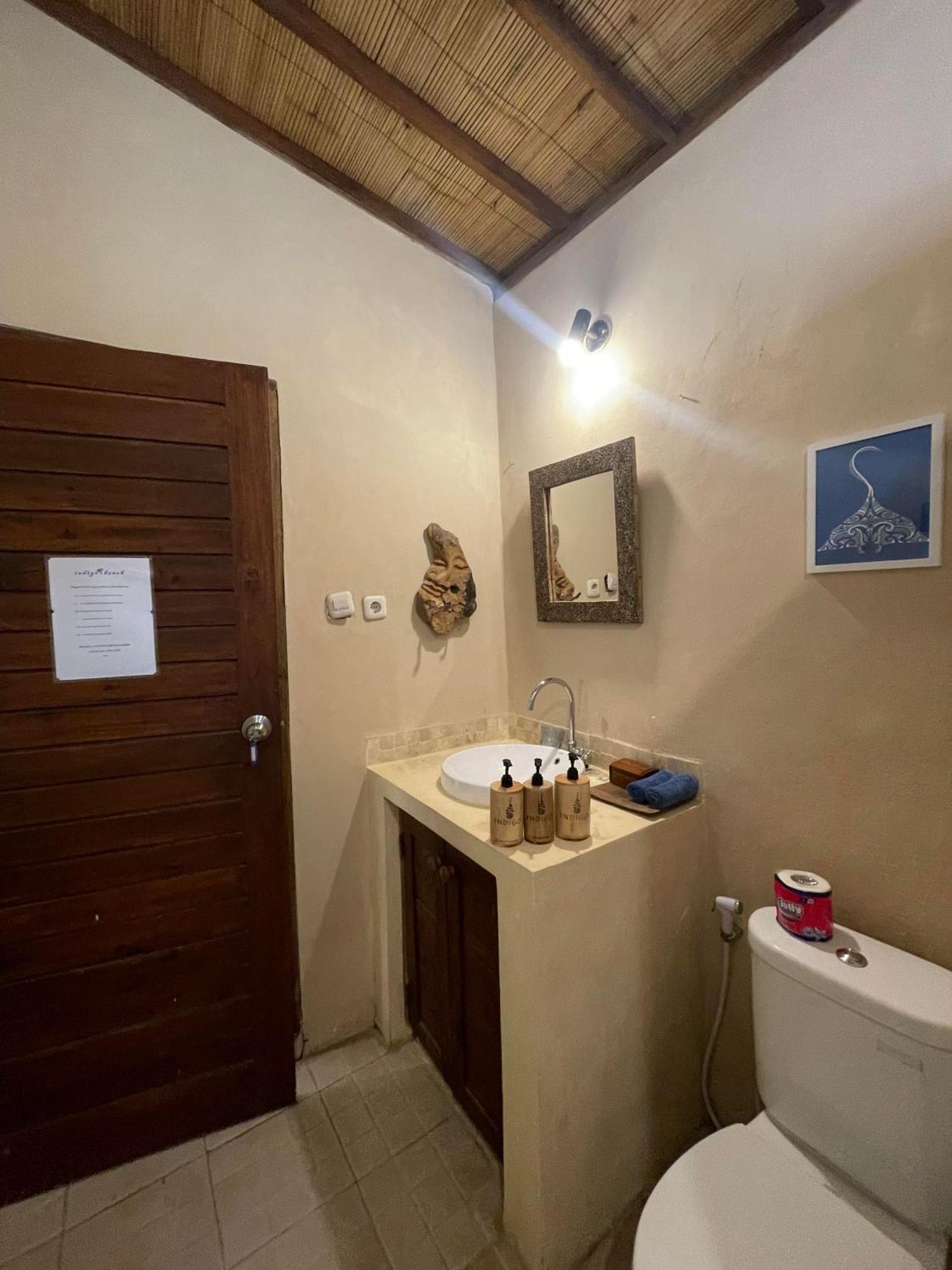 Indigo Bungalows Gili Trawangan Esterno foto