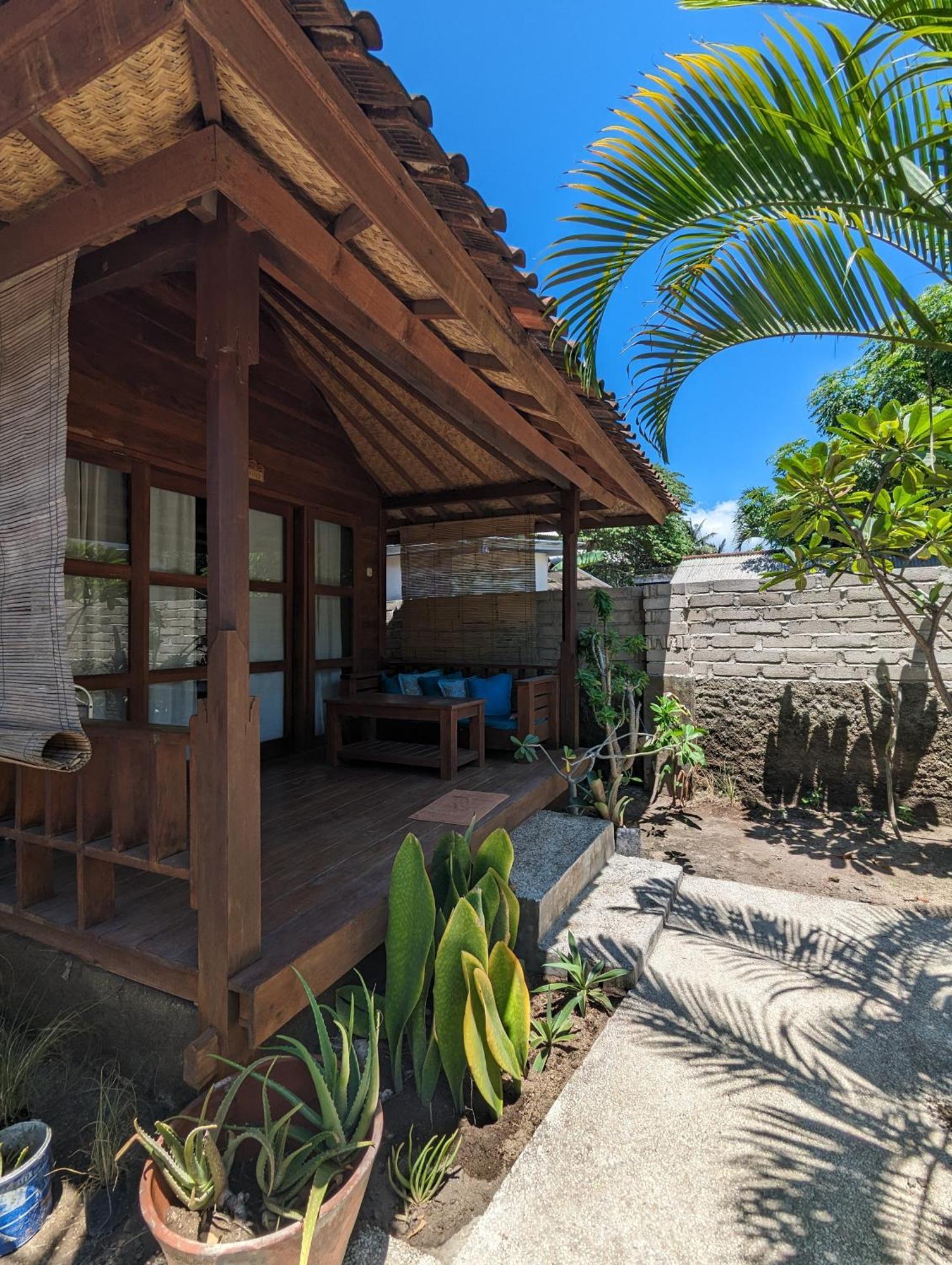 Indigo Bungalows Gili Trawangan Esterno foto