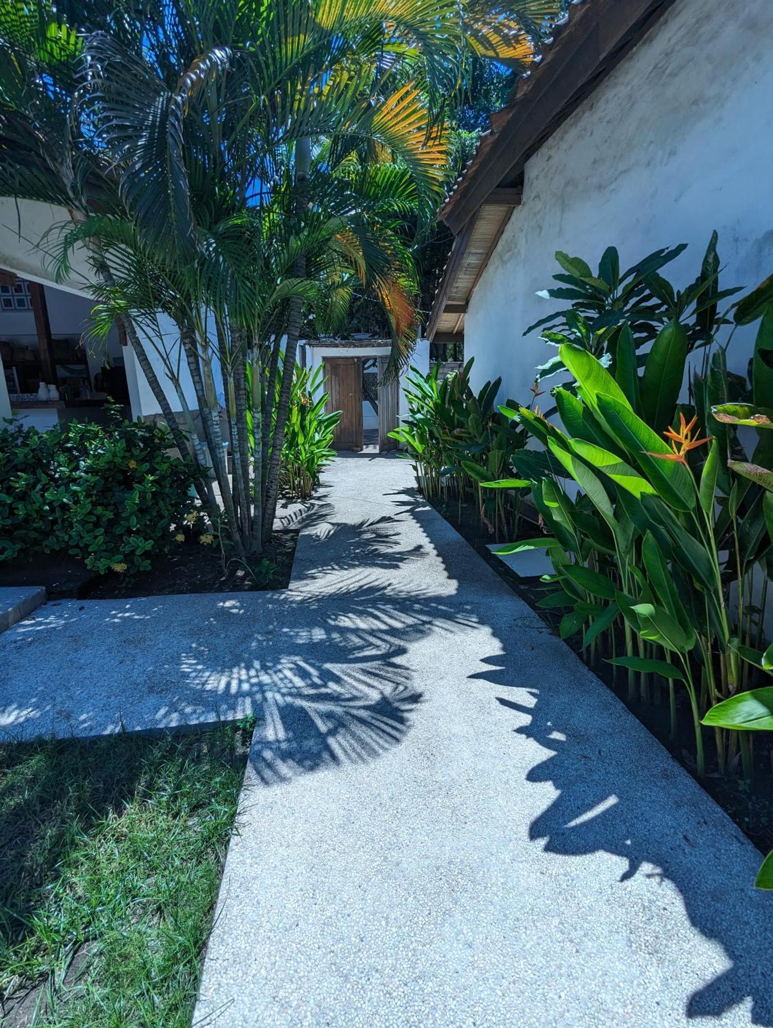 Indigo Bungalows Gili Trawangan Esterno foto