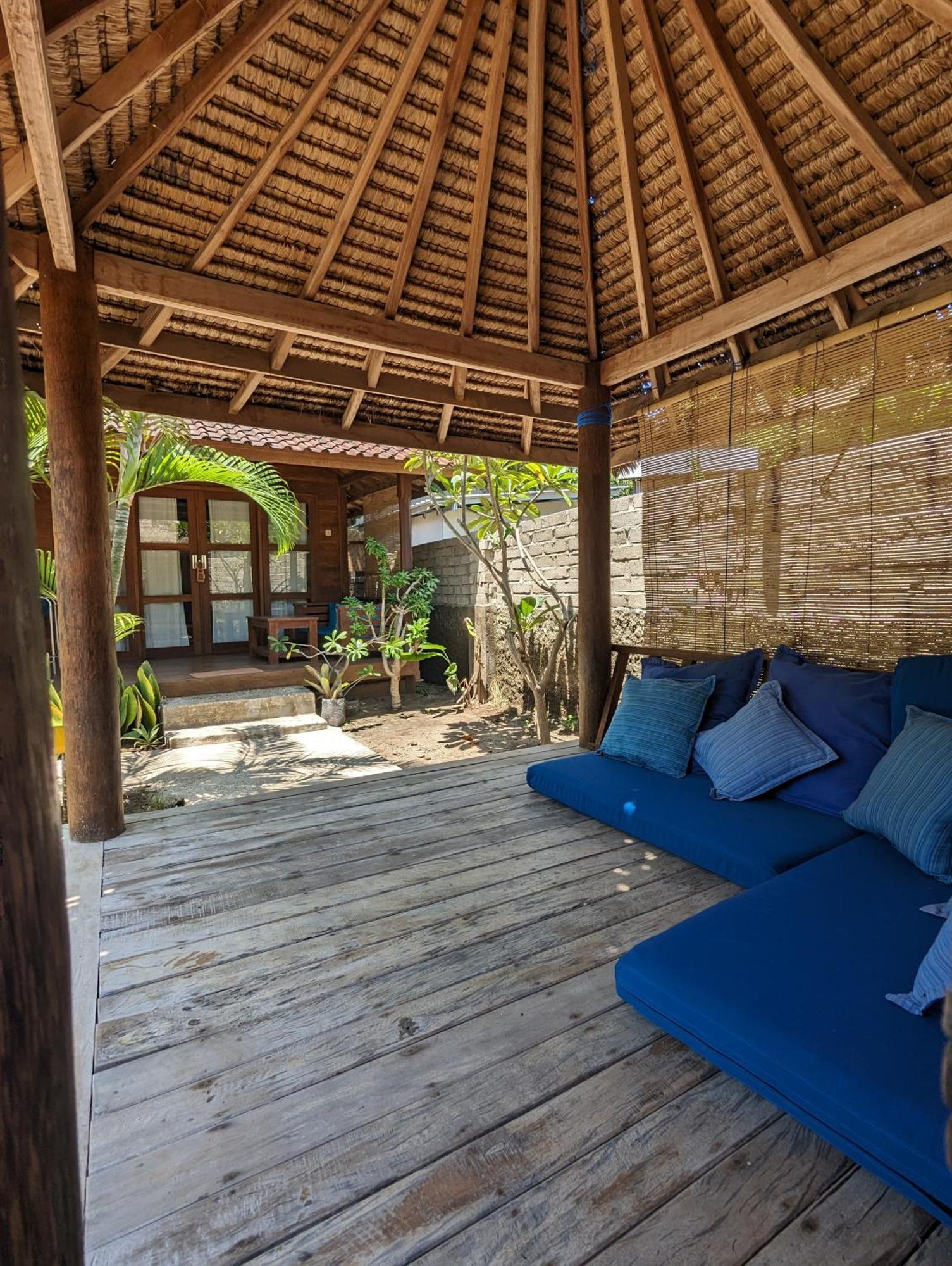 Indigo Bungalows Gili Trawangan Esterno foto