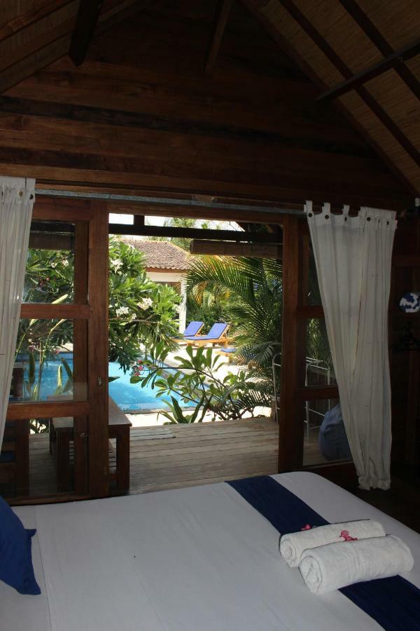 Indigo Bungalows Gili Trawangan Esterno foto