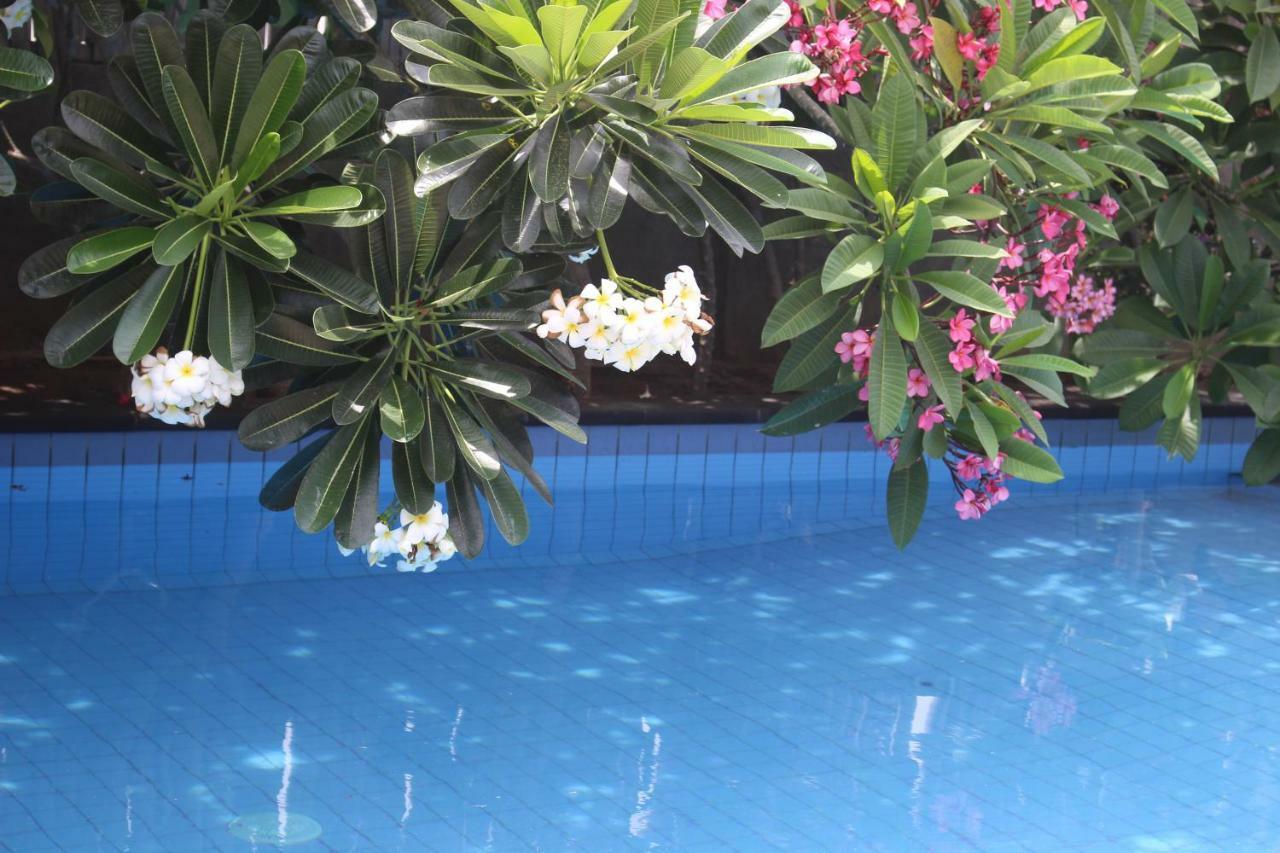 Indigo Bungalows Gili Trawangan Esterno foto